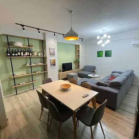 Via Albania - Zogu I Boulevard 티라나